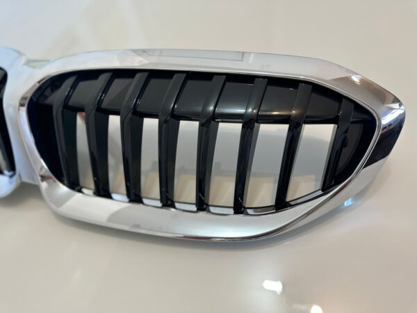 Grade Bmw Série 3 G20 320i M SPORT ANO  2019 A 2022 ORIGINAL - Imagem 4
